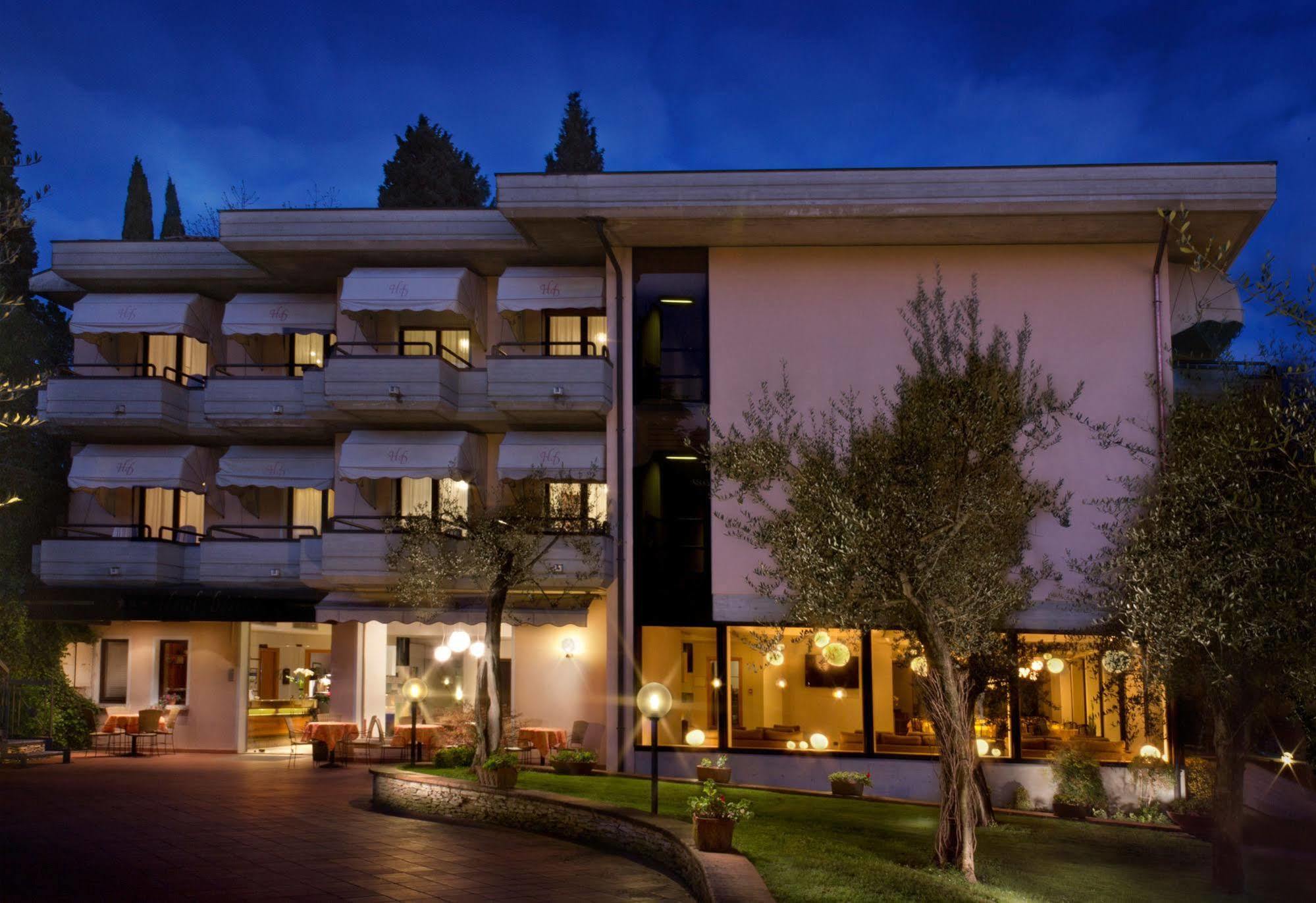 Hotel Desiree - Garda Lake Collection Sirmione Zewnętrze zdjęcie