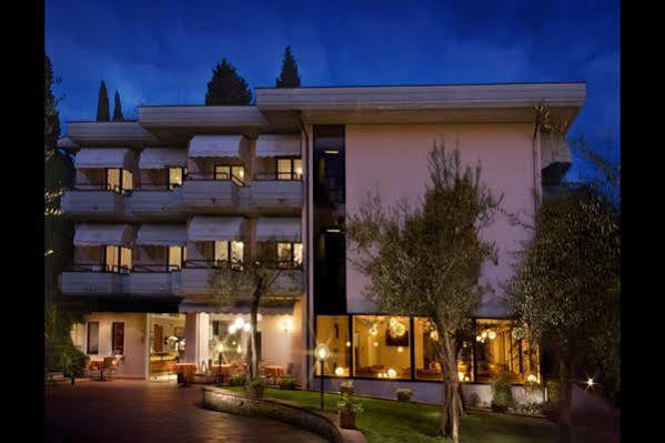 Hotel Desiree - Garda Lake Collection Sirmione Zewnętrze zdjęcie